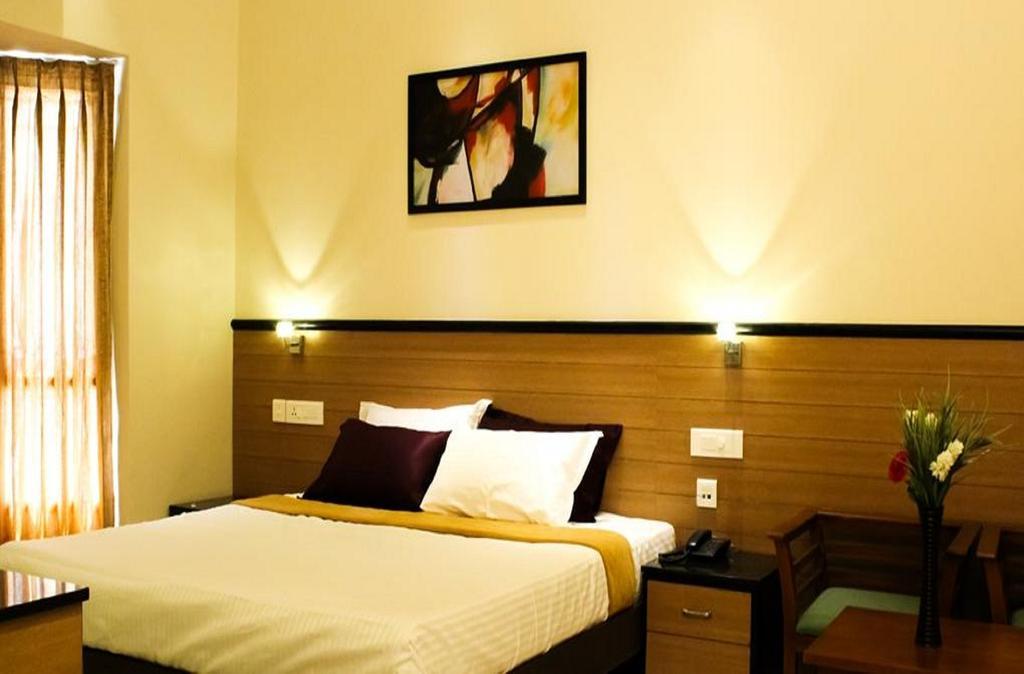 Kohinoor Hotels イーロードゥ 部屋 写真